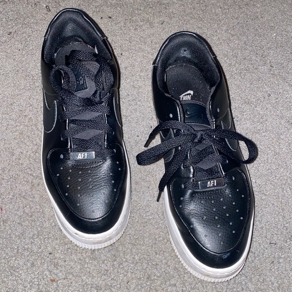 Nike - Air Force 1 - Sage Low - Picture 2 of 4